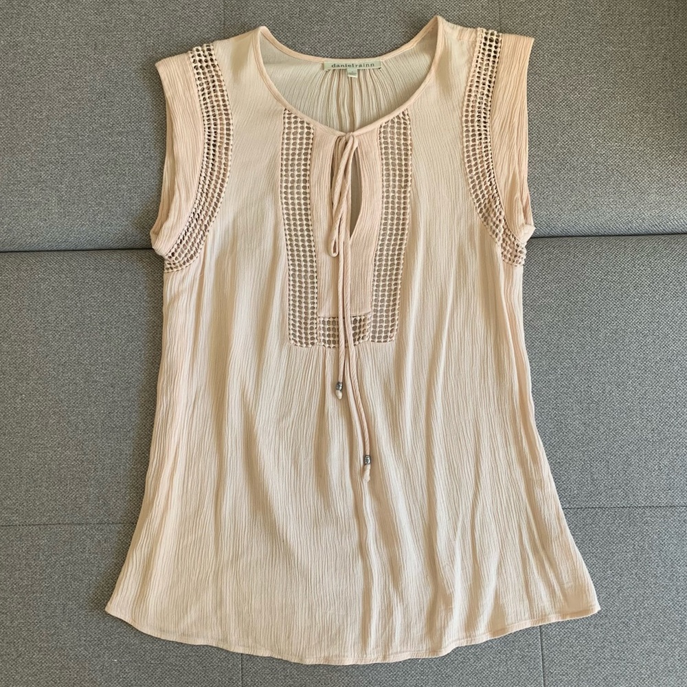 Daniel Rainn blush pink flowy cottage core short sleeve blouse small
